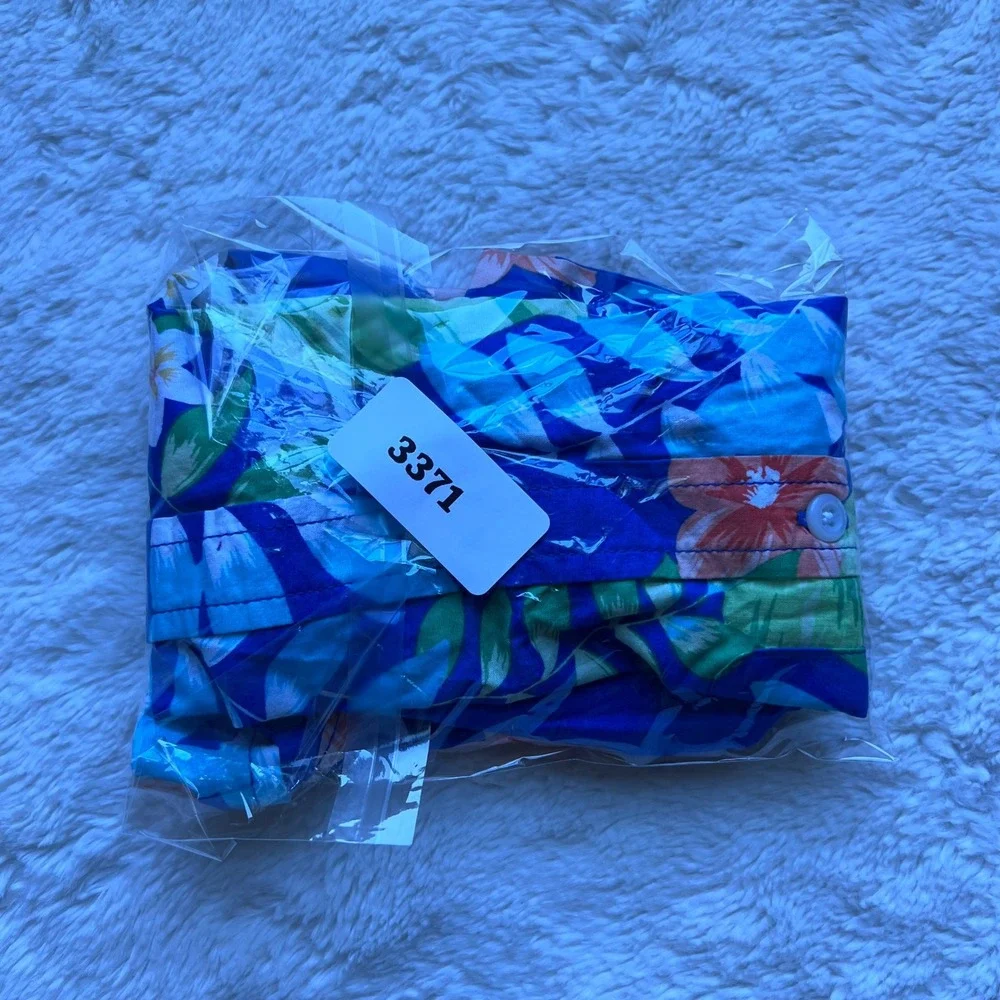 The Childrens Place‎ Boys Size 5T Blue Tropical Floral Cotton Button Down Shirt
